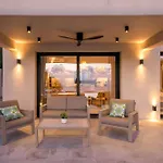 Villa Elais By Posarellivillas Ágios Matthaíos
